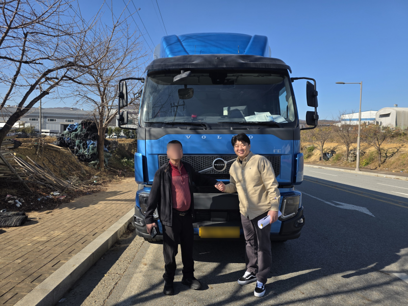 볼보 13톤 fe 350 출고 